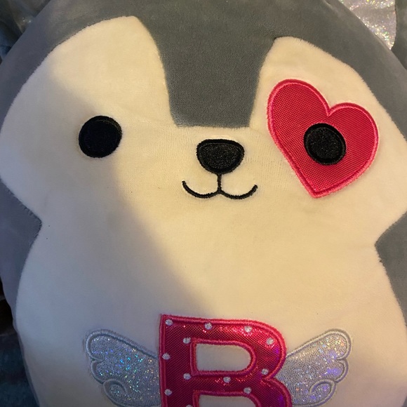 Squishmallow 12" Ryan The Husky "B" Valentines Squishmallow - Picture 5 of 5